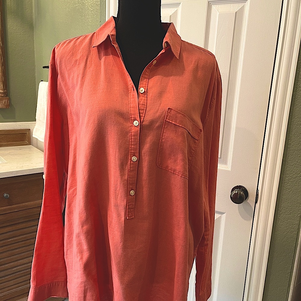 LOFT Coral Button-Up Shirt